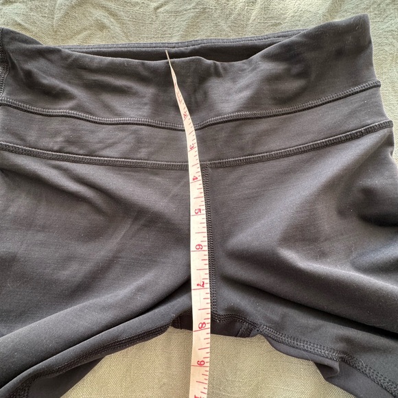 Black Lululemon Pace rival crop mesh panel Leggings - Picture 10 of 11